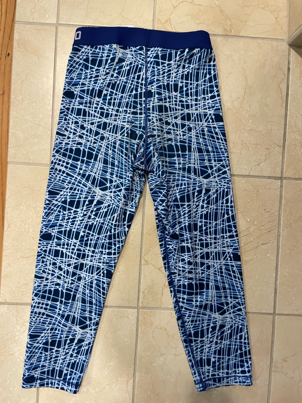 Nike Pro Blue and White Printed Compression Leggings - Picture 10 of 10